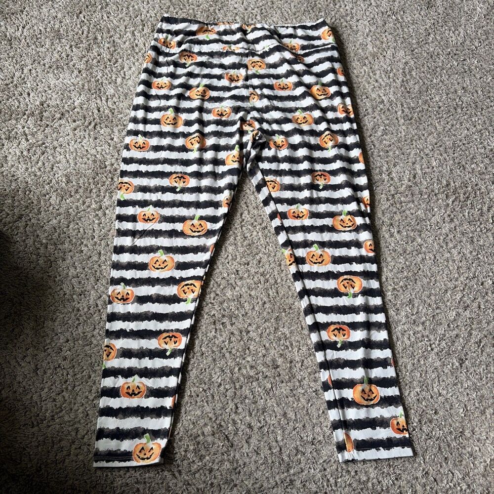 Guc LuluRoe TC2 Plus Halloween Stripes Pumpkins Jack O Lanturns black white cute